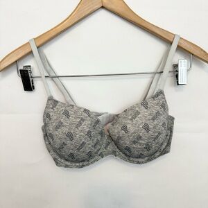 Victoria’s Secret PINK wear everywhere lightly lined gray logo bra 32C